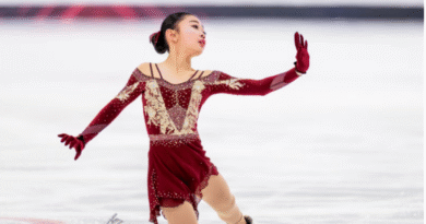 13岁华裔夺得加拿大青少年女子花滑金牌, 再次刷新纪录!