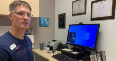 连医生也拿不到加国永居身份，为什么？！