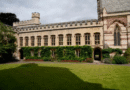 英国数据显示：大学学历已不再值得投资…